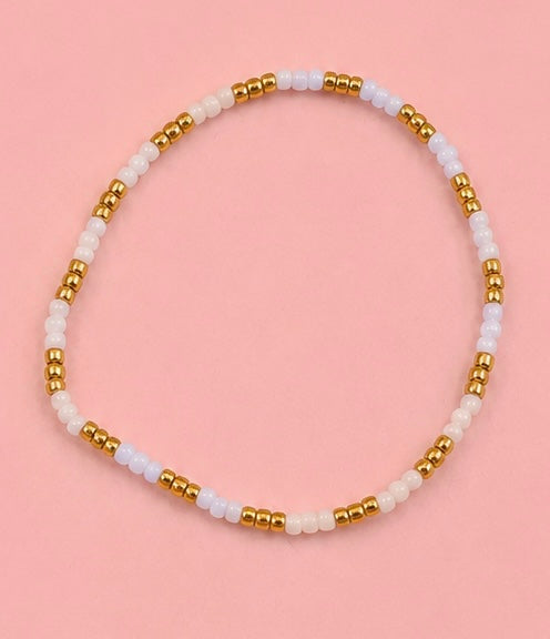 Patterned seed bead bracelet